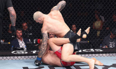 Бывший чемпион UFC потерпел поражение нокаутом в первом раунде. Видео