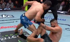 Видео нокаута казахстанского бойца в UFC