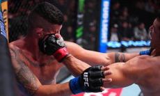 Соперник казахстанца «умолял о пощаде» перед нокаутом в UFC