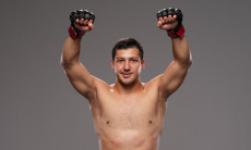 Дияр Нургожай озвучил свое будущее в UFC после победы нокаутом