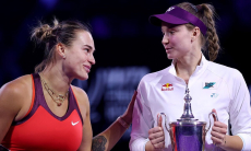 Рыбакина и Соболенко поборются за миллион долларов на супертурнире WTA