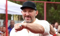 Александр Овечкин обратился к кандидатке в UFC из Узбекистана