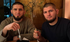 Ислам проверил Хабиба на знание цен на продукты и проезд в маршрутке. Видео