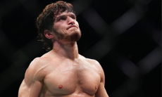 Представлен кард турнира UFC 333 с главным боем Волкановски — Евлоев