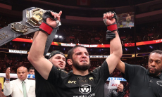 Олег Тактаров отреагировал на уникальный рекорд Ислама Махачева в UFC