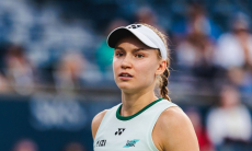 Елена Рыбакина сообщила подробности своей травмы в матче с Игой Швентек