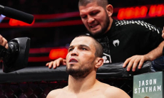 Забит Магомедшарипов отреагировал на поражение Умара Нурмагомедова нокаутом в UFC