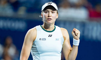 Рыбакина официально обошла Соболенко и возглавила чемпионскую гонку WTA