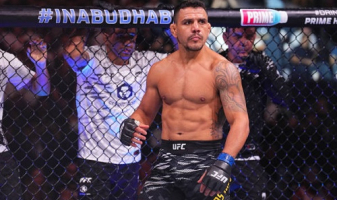 Экс-чемпион UFC возвращается спустя два года