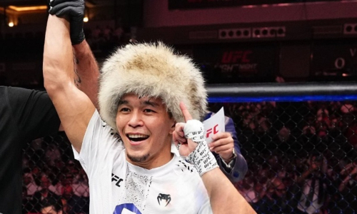 «Он очень крут». Боец UFC объяснил свой вызов Алмабаеву