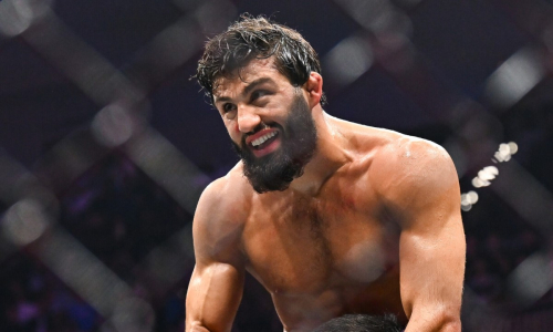 Названо условие досрочной победы Армана Царукяна над Маурисио Руффи в UFC