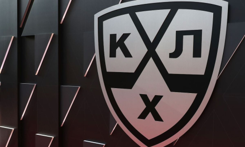 Судей КХЛ заставили писать диктант перед новым сезоном