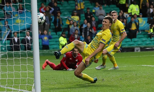 Пятикратный чемпион Казахстана выкинул невезучие бутсы после Лиги Чемпионов