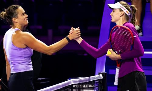 Елена Рыбакина и Арина Соболенко вышли на корт US Open. Видео