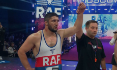 Двукратный олимпийский чемпион из России победил американца