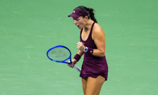 Камбэком обернулся матч конкурентки Рыбакиной за полуфинал US Open-2026