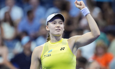 Елене Рыбакиной вручили пояс чемпиона по ММА. Видео