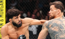 Видео полного боя Арман Царукян — Маурисио Руффи с жестким нокаутом в UFC