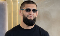 Чимаев сделал маме подарок за миллион долларов