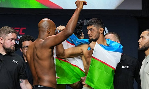 Узбекистанец Рузибоев провел дуэль взглядов перед боем в UFC. Видео