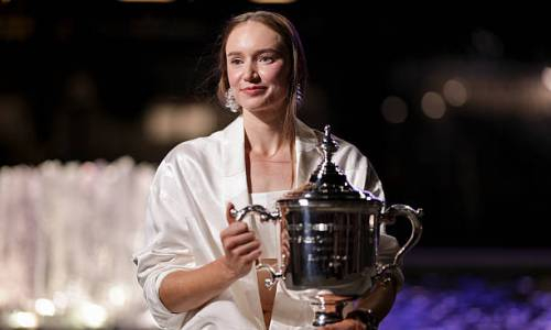 Елена Рыбакина