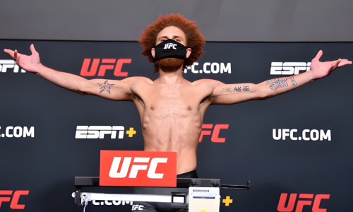 «Можете называть меня Чёрным Русским». Экс-боец UFC решил сменить гражданство