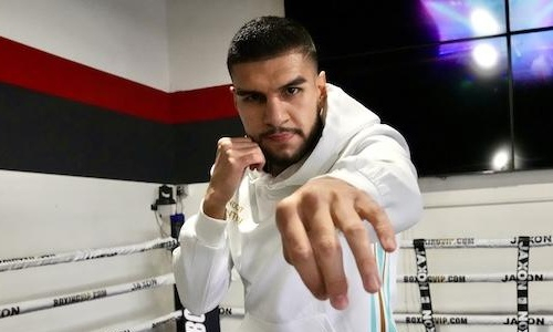 Чемпион WBC рассказал о травме перед боем против Мейирима Нурсултанова