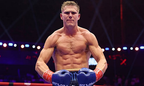 Якоб Банк озвучил решение по бою с Жанибеком Алимханулы за титул WBO