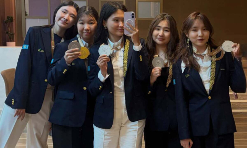 16-летняя казахстанка завоевала «золото» шахматной Олимпиады-2026