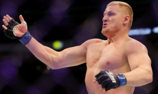 В России выбрали победителя боя Сергей Павлович — Алекс Перейра на UFC 335