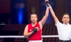 Казахстан нокаутом выиграл первую медаль на юниорском чемпионате мира-2026 по боксу