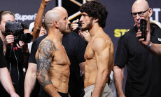 Экс-чемпион UFC назвал победителя титульного боя Волкановски — Евлоев