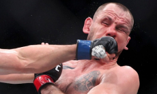 Российского бойца UFC нокаутировали в первом раунде. Видео