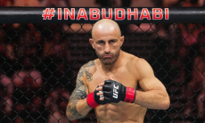 Олег Тактаров сравнил Алекса Волкановски и Мераба Двалишвили после UFC 333