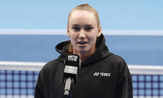 Елена Рыбакина раскрыла характер травмы после снятия с турнира в Токио