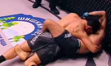 Экс-боец UFC дважды заставил таджикистанца сдаться в одном поединке. Видео
