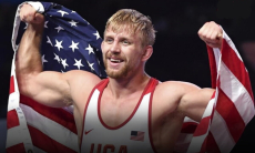 Второй борец из США стал пятикратным чемпионом мира в Астане