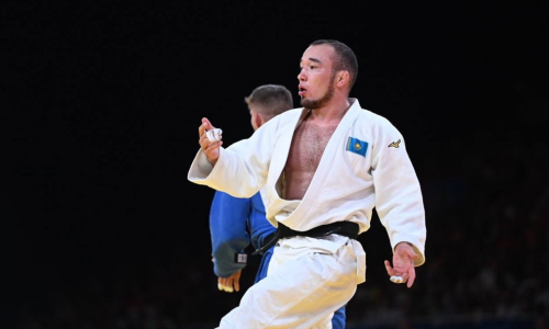 Казахстанский дзюдоист вышел в четвертьфинал чемпионата мира по дзюдо