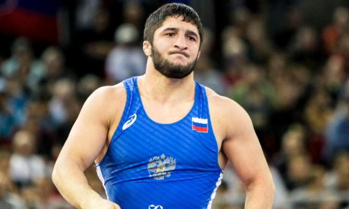Садулаев провёл схватку за право участия на ЧМ-2026 в Астане