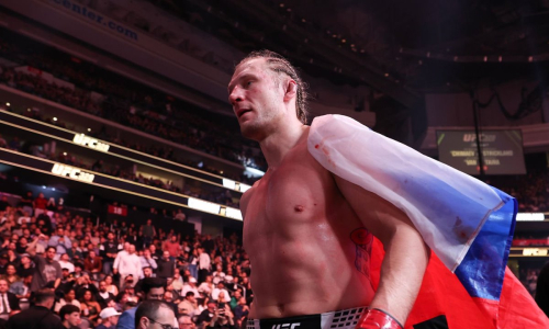 Александр Волков отреагировал на бой UFC в свой день рождения