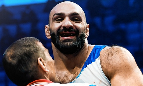 Российский борец победил действующего чемпиона мира и Олимпиады на ЧМ-2026